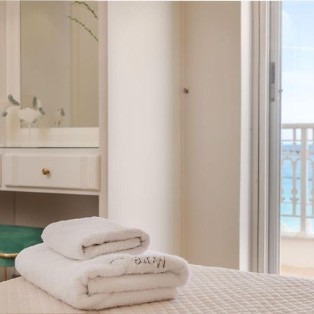 Mare Nostrum Seafront Apartment, By Zantewize Luaran gambar